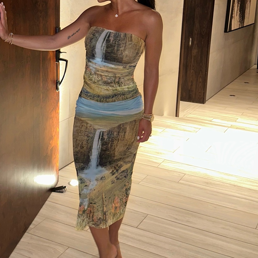 Zara midi dress size small